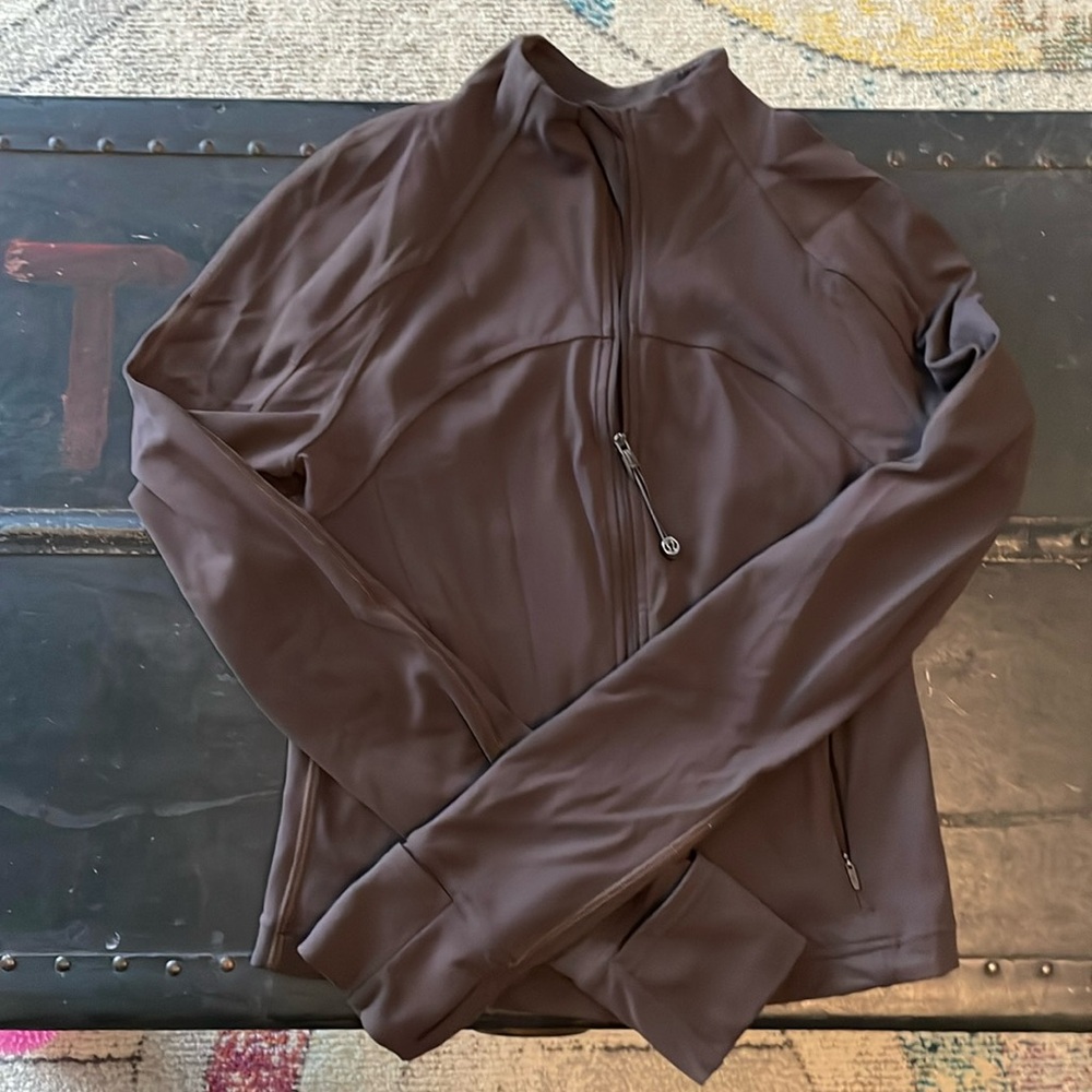 Lululemon define cropped jacket size 8, like new condition, espresso color